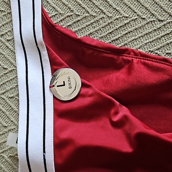 Red Bikini - Picture 2 of 3